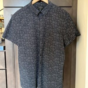 Marc Anthony Button Up // Size XL